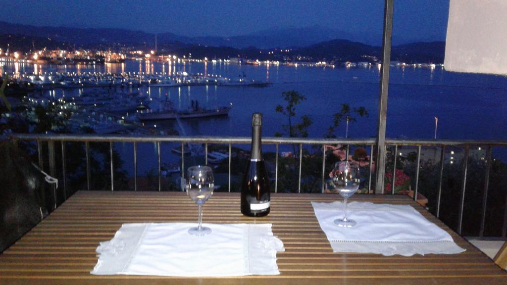 Tre Pini Apartment La Spezia Kültér fotó